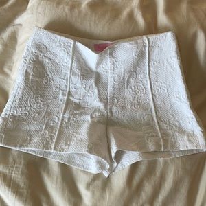 white lilly pulitzer shorts